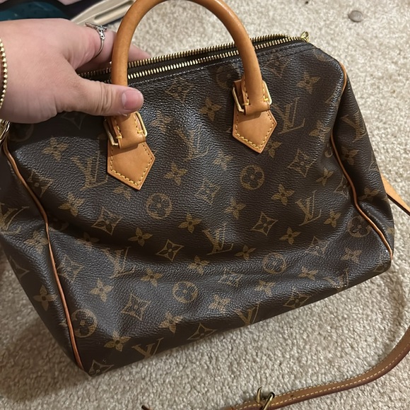 Authentic Louis Vuitton Cross-Body Bag - Picture 2 of 3